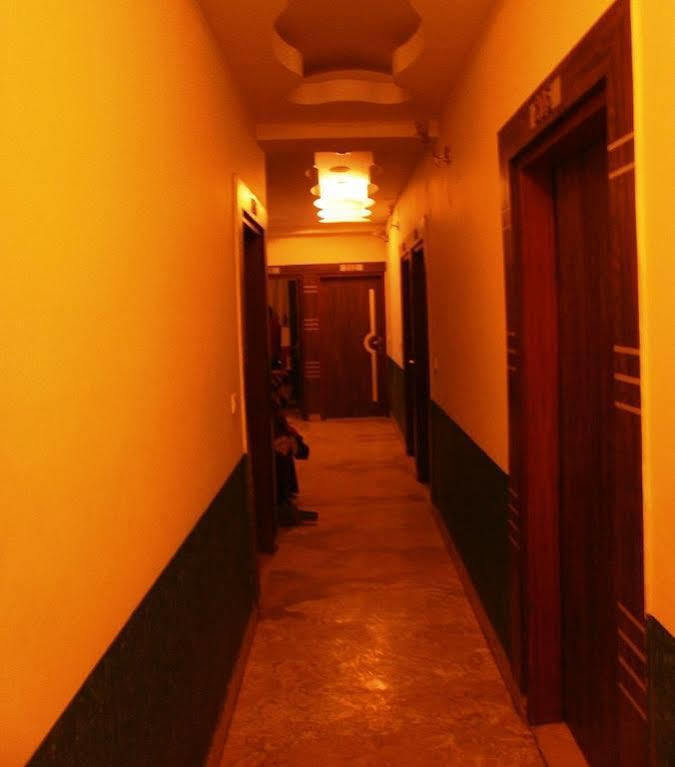 Oyo 2962 Hotel Sheel Gopal Vision Mathura Exterior photo