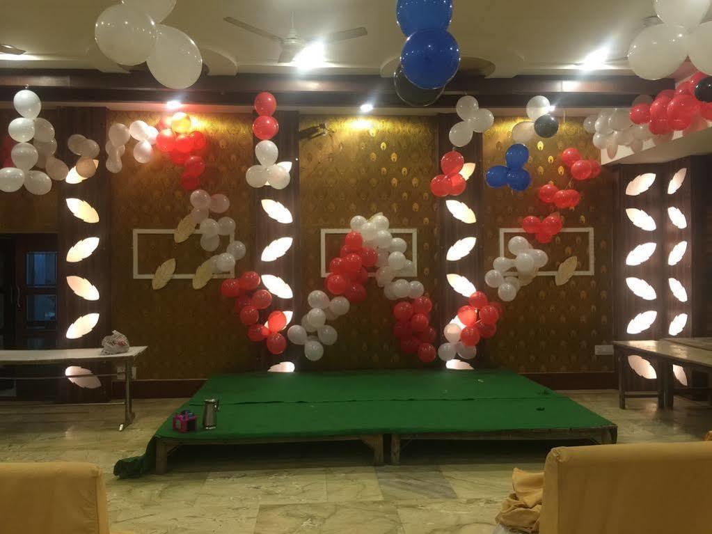 Oyo 2962 Hotel Sheel Gopal Vision Mathura Exterior photo