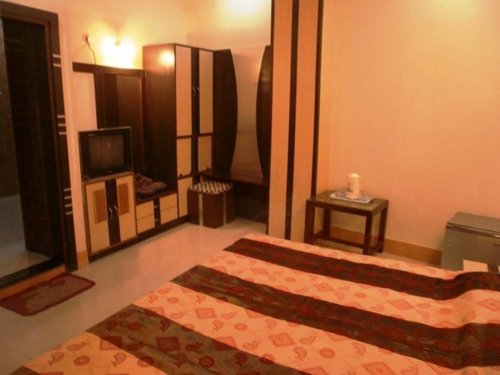 Oyo 2962 Hotel Sheel Gopal Vision Mathura Exterior photo