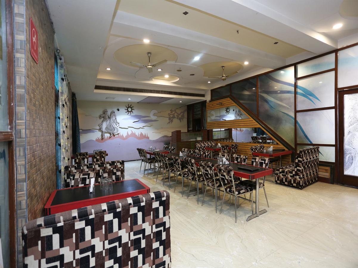 Oyo 2962 Hotel Sheel Gopal Vision Mathura Exterior photo