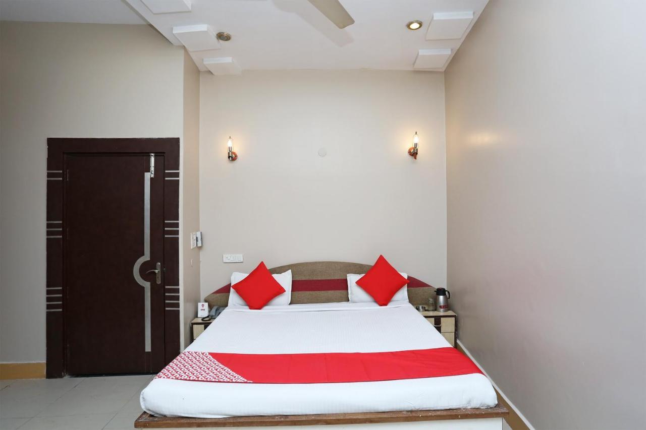 Oyo 2962 Hotel Sheel Gopal Vision Mathura Exterior photo