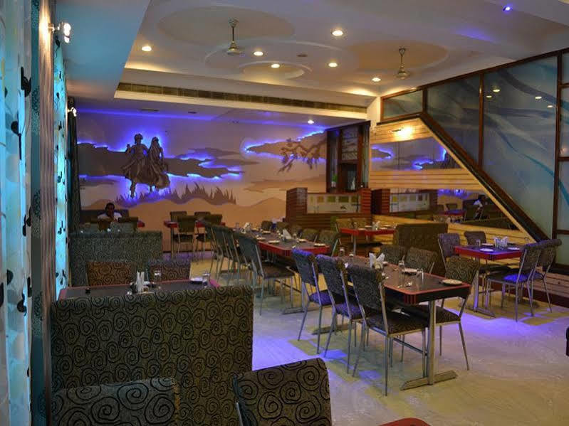 Oyo 2962 Hotel Sheel Gopal Vision Mathura Exterior photo